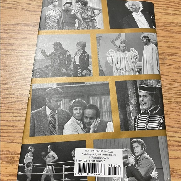 In Such Good Comoany - Carol Burnett - Picture 2 of 6